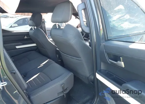 2024 Toyota Tacoma Trd Sport z USA, uszkodzony, nr VIN 3TYKB5FN2RT008618